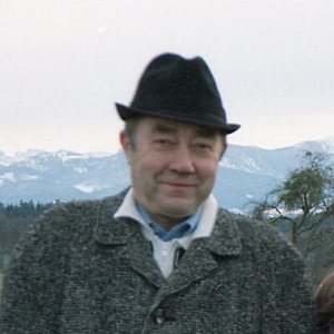 Виктор